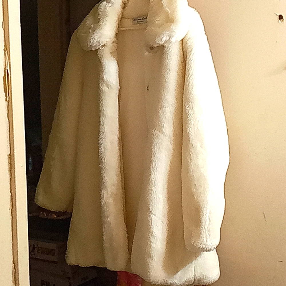 Faux  fur Wonans XL jacket